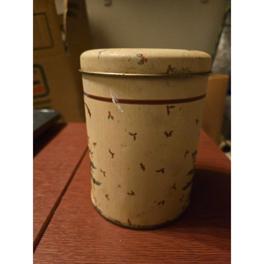 Vintage Christmas Tree Metal Tin Holiday Storage Container Cream Holly Decor